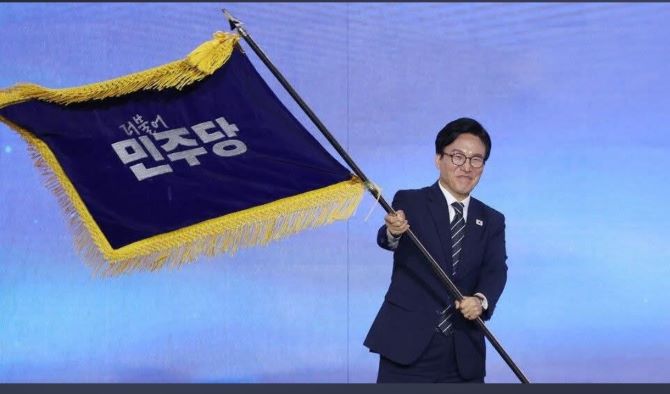 ‘김민석호’ 출범…8.16%p가 갈랐지만 이제 과제는 ‘원팀’ 기사 이미지