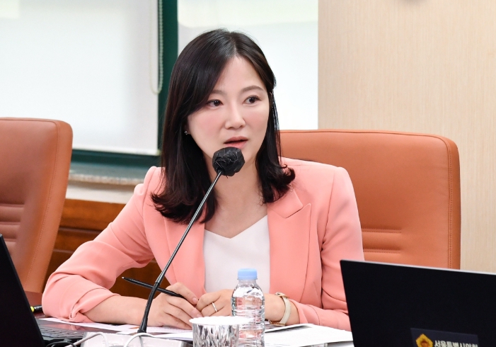 서울시의회, 서울서 학생 교사 폭행 5년 새 380% 폭증… 성폭력·디지털 침해까지 확산  기사 이미지