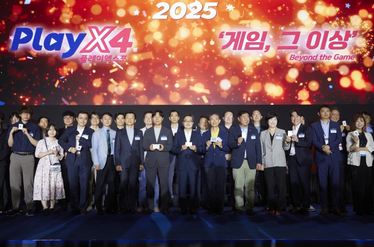 김동연 경기지사 “‘겜기도’로서 게임산업 본산 되도록 각종 지원 아끼지 않겠다” 22일 ‘2025 플레이엑스포’ 개막 기사 이미지