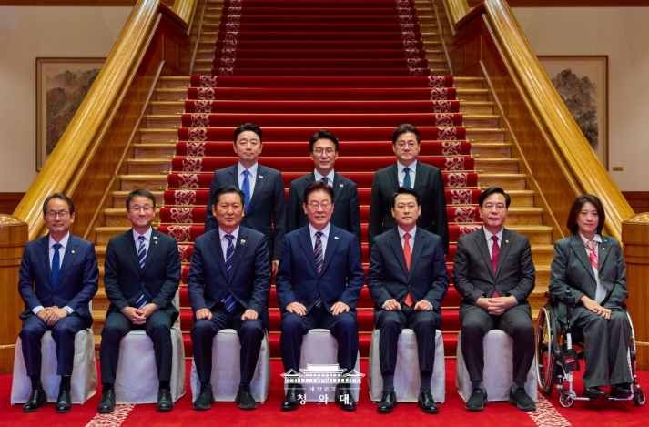 이재명 대통령,  여야정 민생경제협의체 회담 기사 이미지