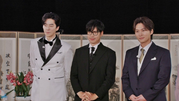 ‘스윙 데이즈_암호명 A’ 유준상X신성록X박은태 출격! 눈을 뗄 수 없는 심리전 예고 기사 이미지