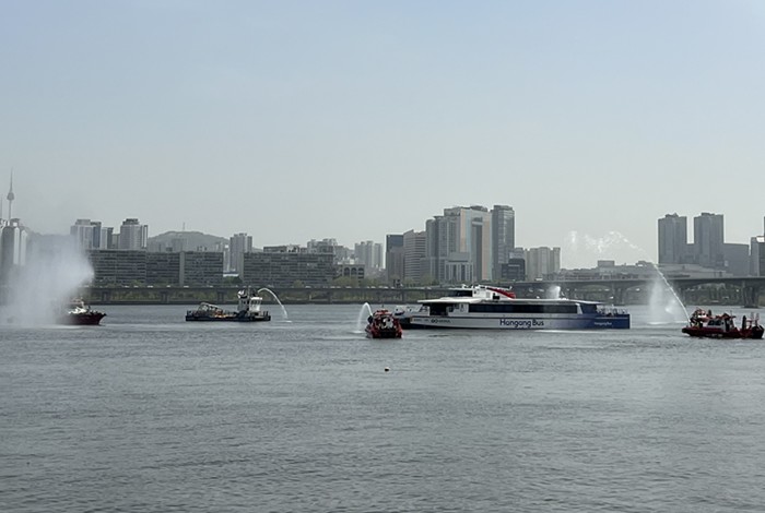 서울시, 4월 30일 한강 수난사고 대응력 높이기 위한 구조·구호 종합훈련 기사 이미지