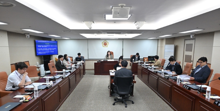 서울시의회 마약 퇴치를 위한 예방 교육 특별위원회, 마약 확산 방지를 위한 법령 개정 촉구하며 1년간 활동 마무리 기사 이미지